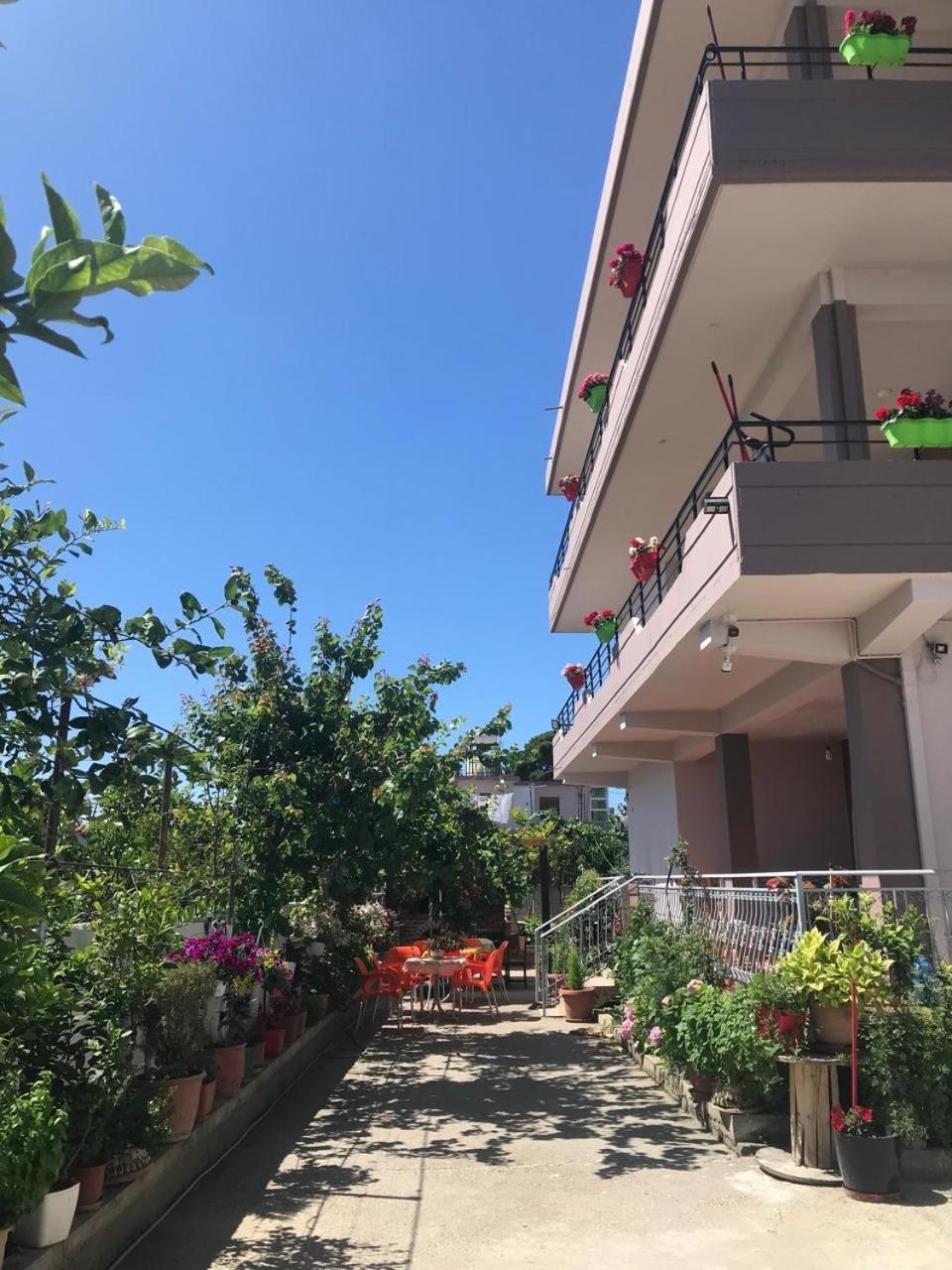 Rest House Vlorë Eksteriør billede